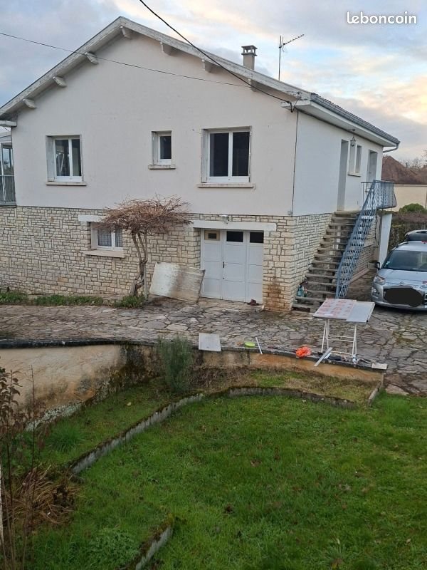 Appartement à louer, 83m², Gourdon
