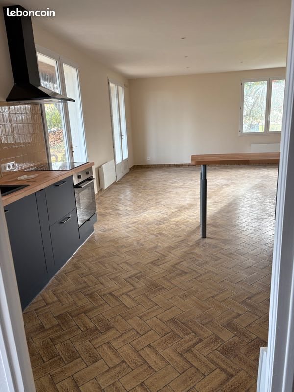 Maison à louer, 120m², Avanton