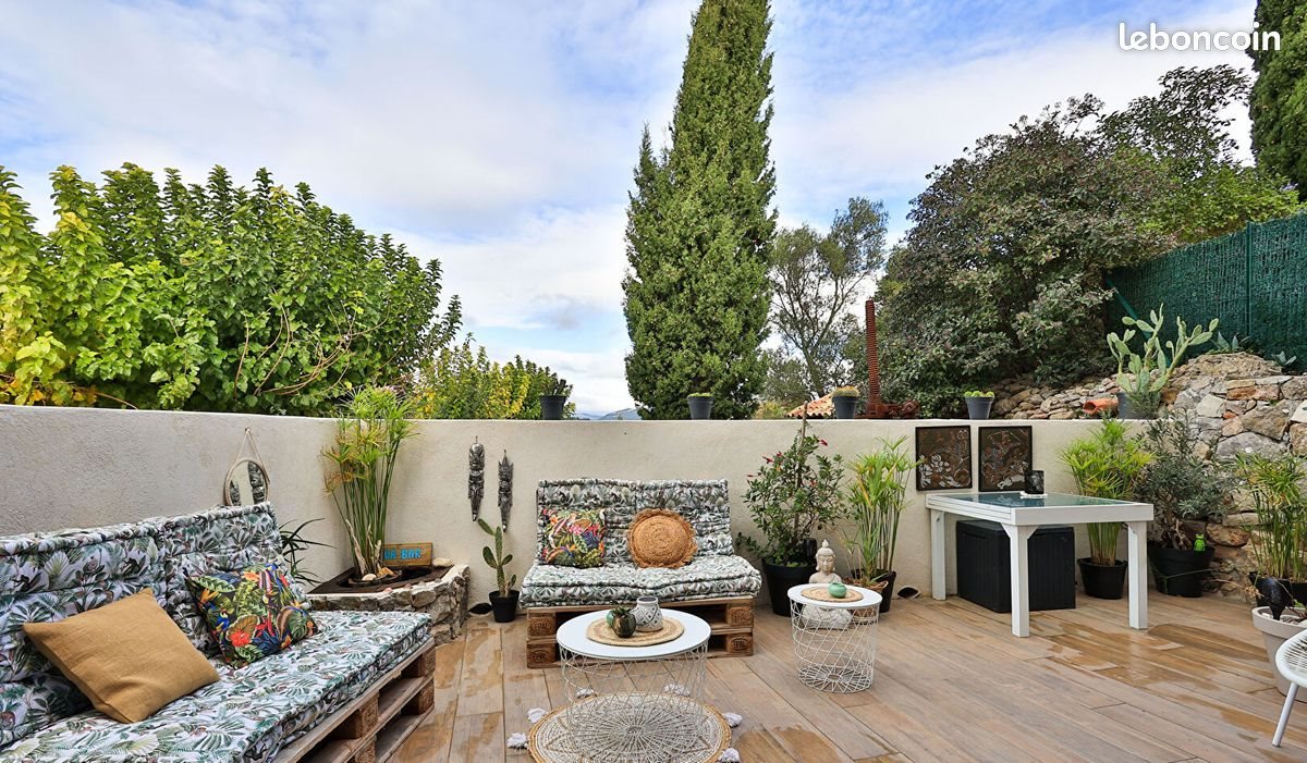 Maison à louer, 90m², Solliès-Ville