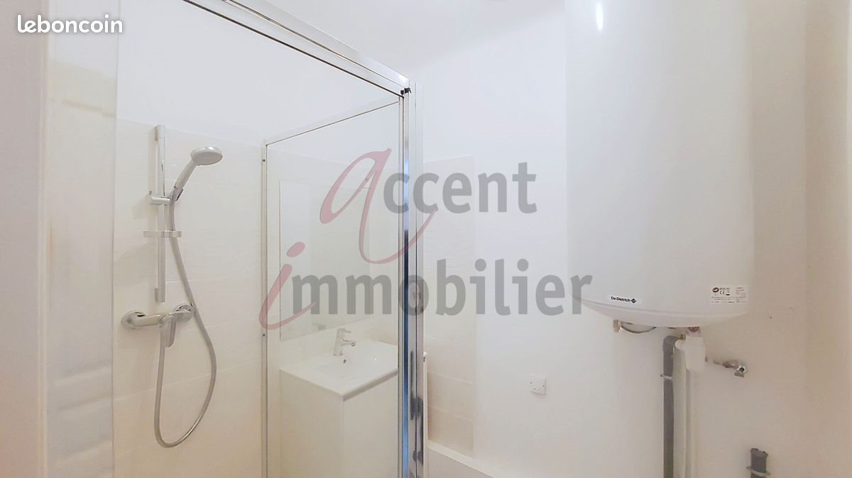 Appartement à louer, 40m², Noves