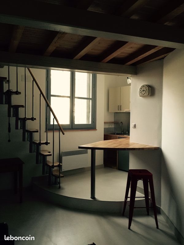 Appartement à louer, 38m², Nîmes