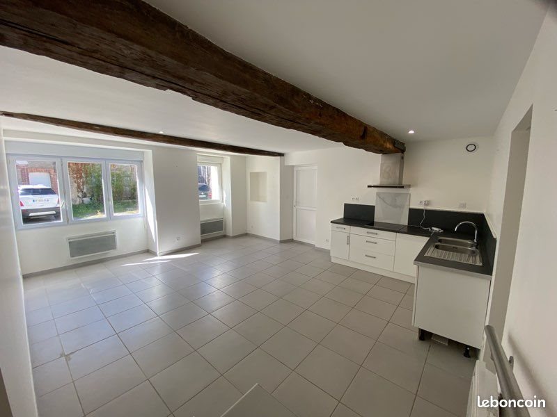 Appartement à louer, 50m², Ay