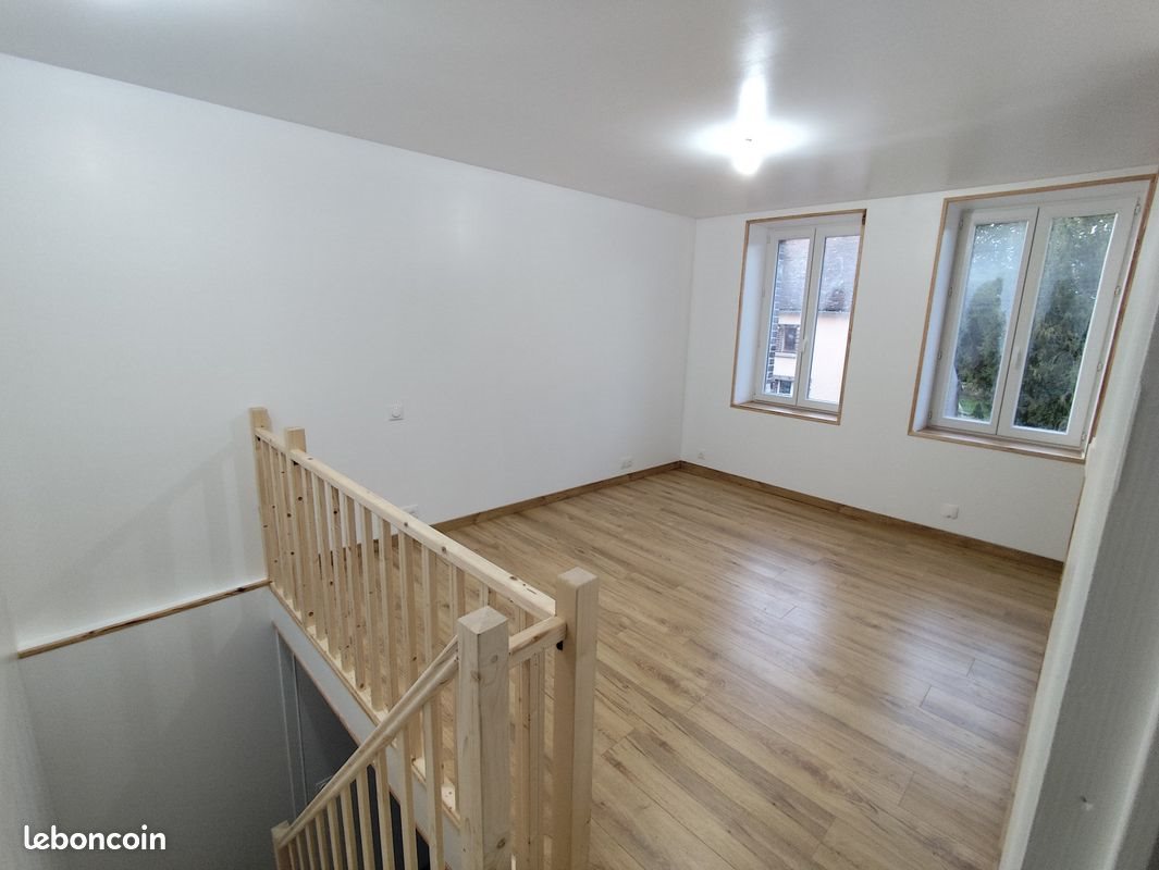 Maison à louer, 40m², Saint-Aubin-sur-Yonne