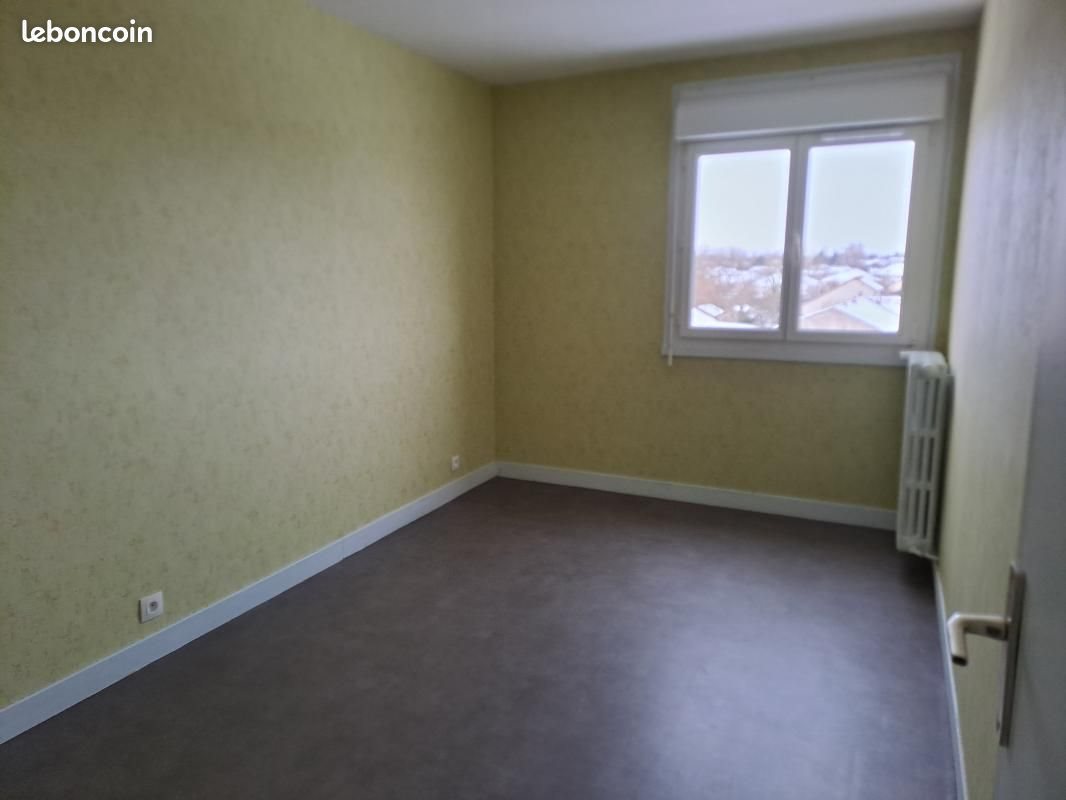 Appartement à louer, 73m², Frignicourt