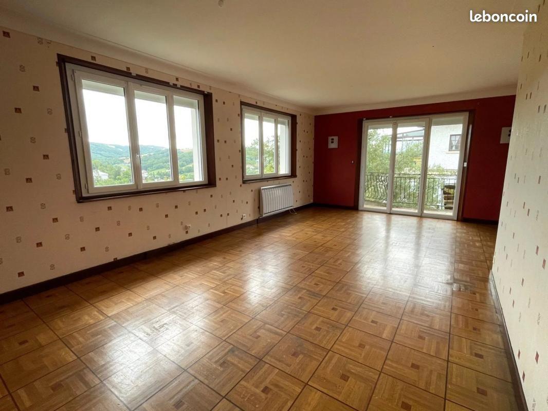 Appartement à louer, 101m², Decazeville