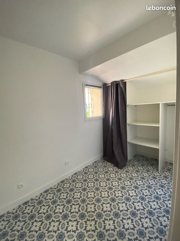 Appartement à louer, 40m², Saintes