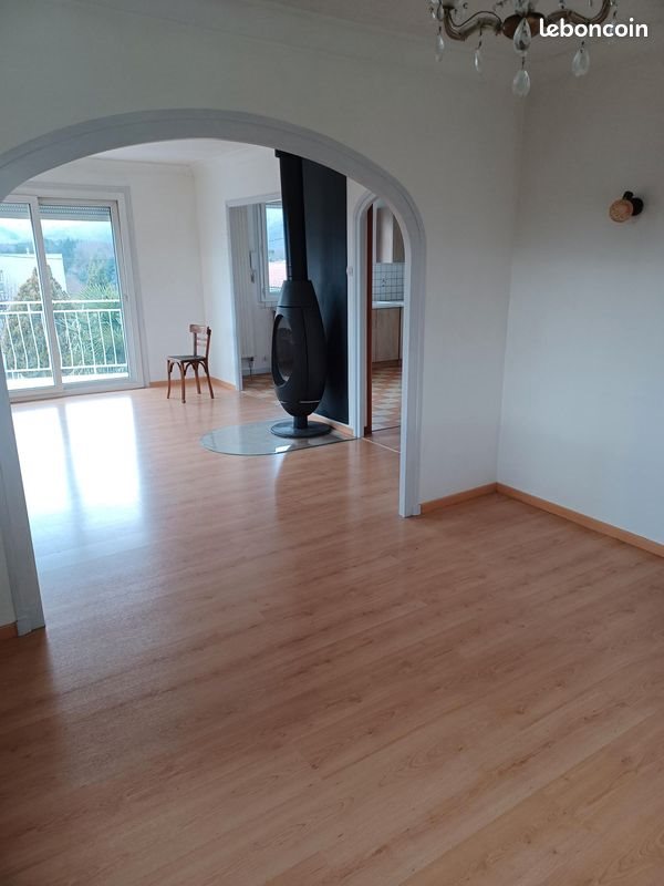 Maison à louer, 129m², Unieux