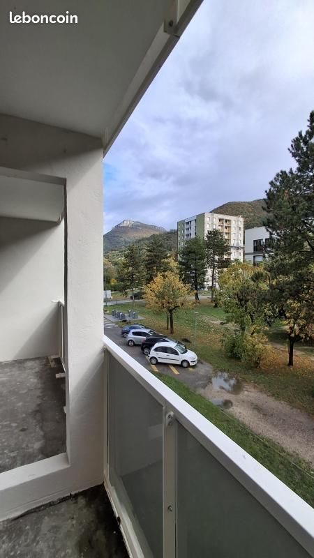 Appartement à louer, 82m², Voreppe