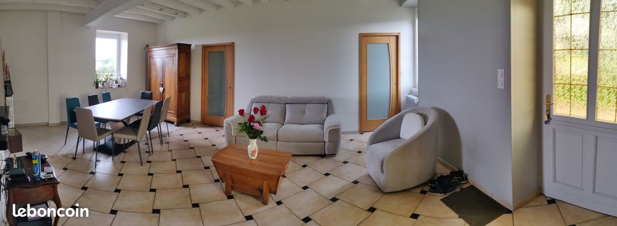 Maison à louer, 162m², Créchy