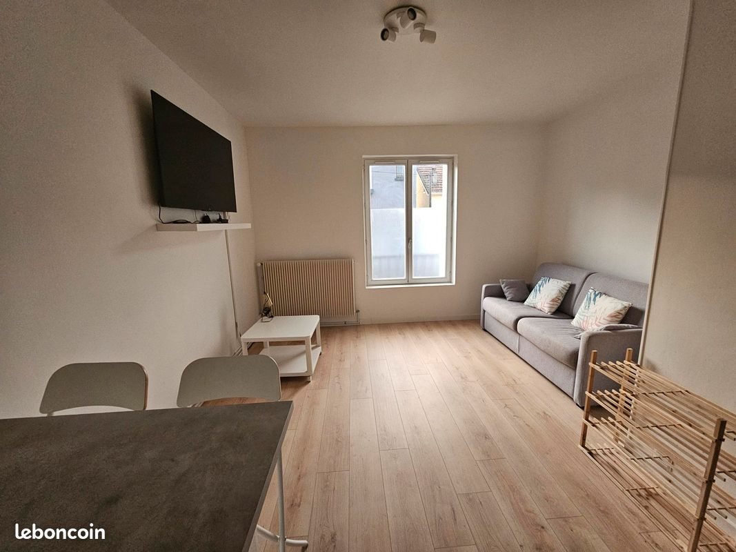 Appartement à louer, 22m², Argenteuil