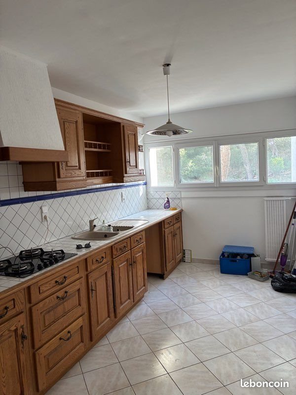 Appartement à louer, 87m², Marseille 8ème