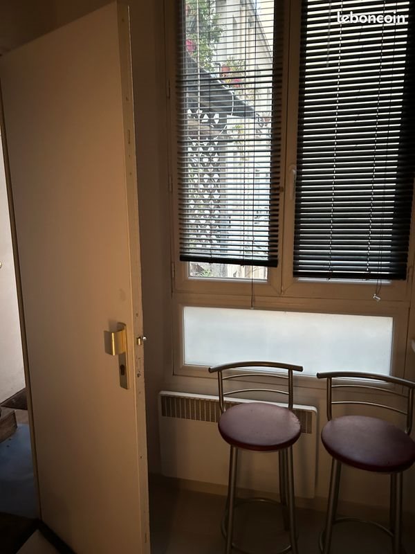 Appartement à louer, 9m², Paris 20ème