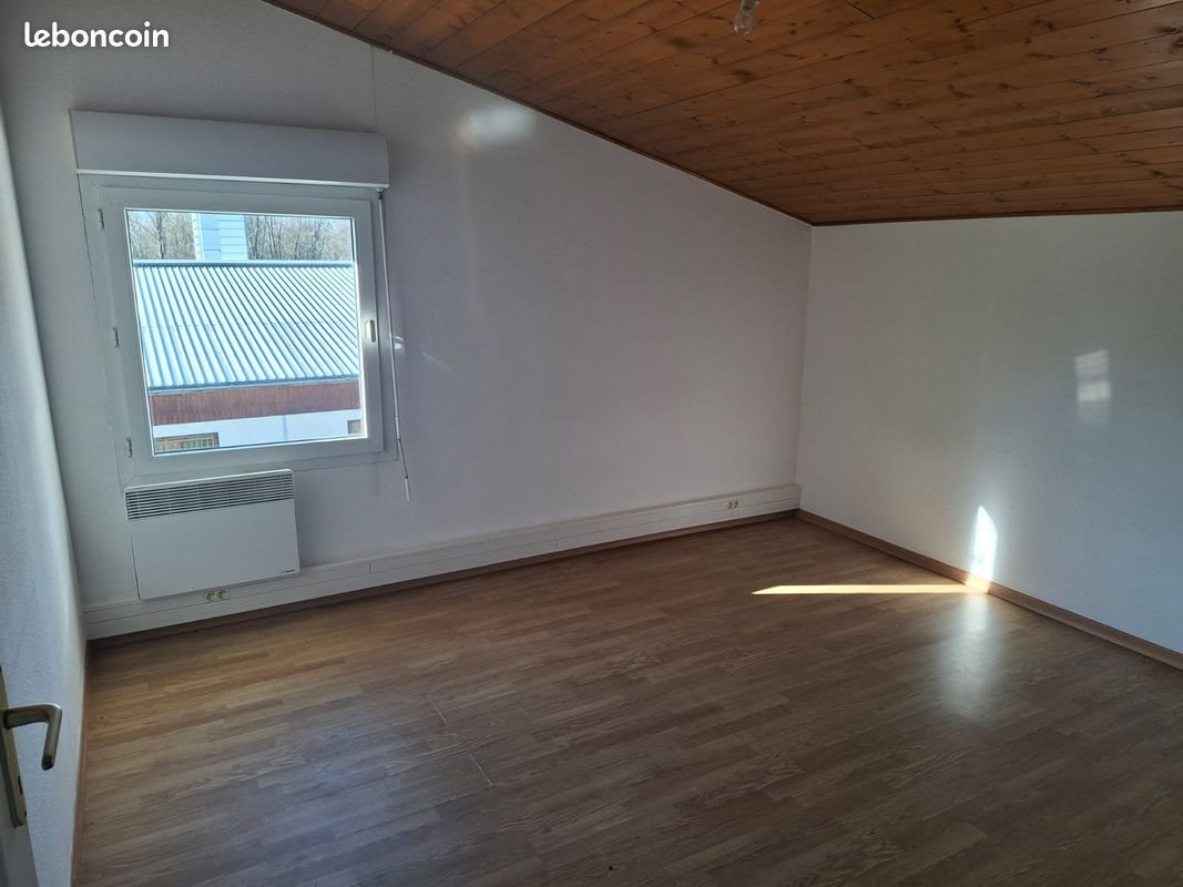 Appartement à louer, 75m², Coise-Saint-Jean-Pied-Gauthier
