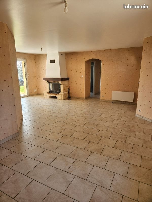 Maison à louer, 110m², Confolens