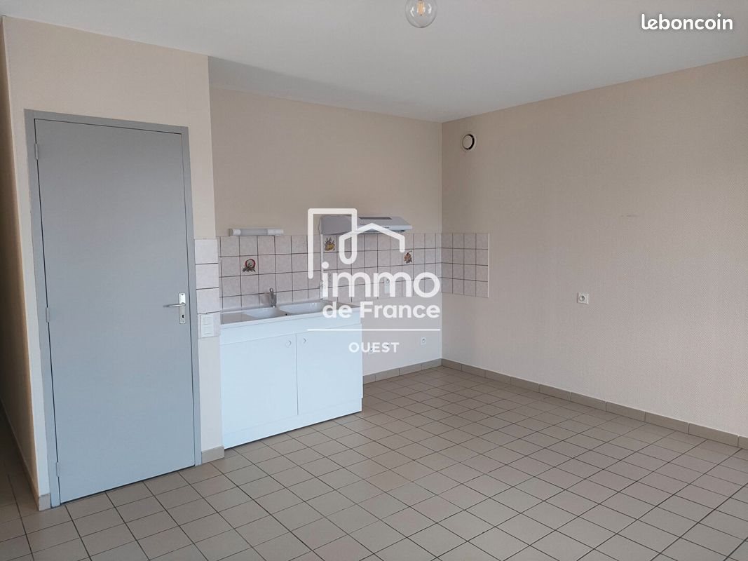 Appartement à louer, 50m², Evron