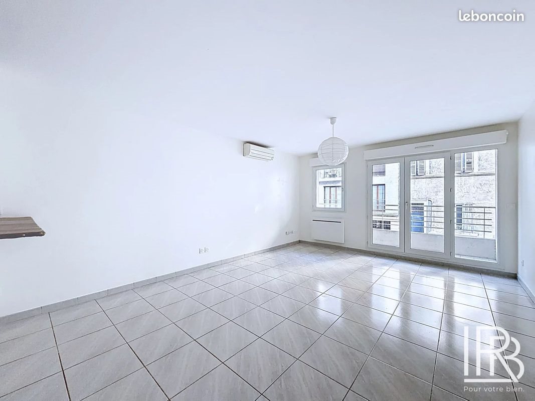 Appartement à louer, 44m², Marseille 6ème
