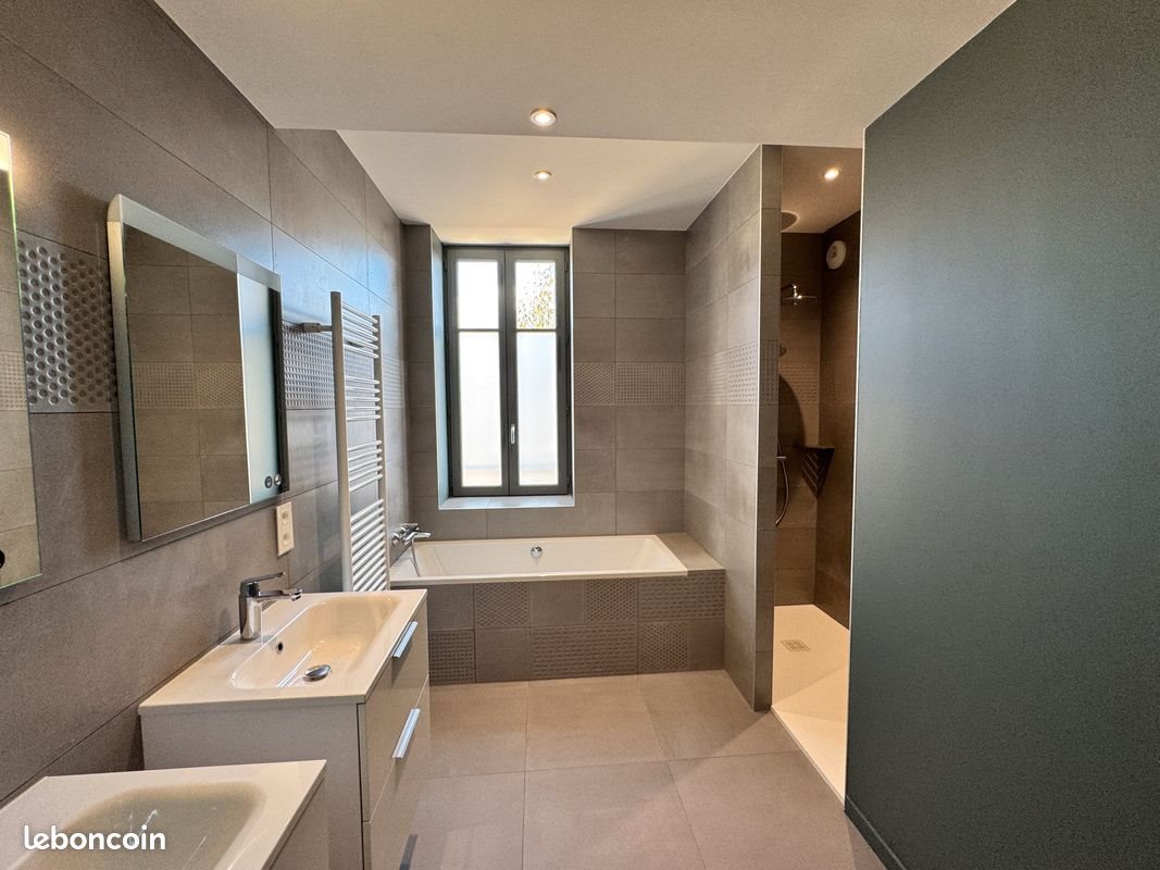 Maison à louer, 200m², Nuits-Saint-Georges