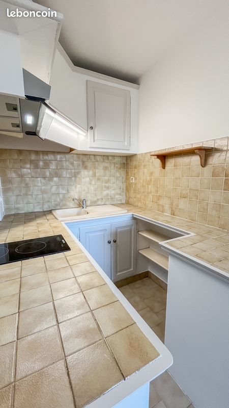 Appartement à louer, 25m², Toulon