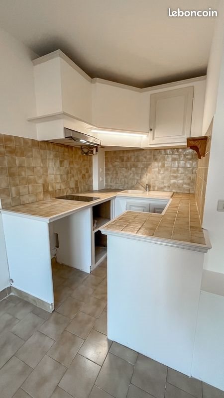 Appartement à louer, 25m², Toulon