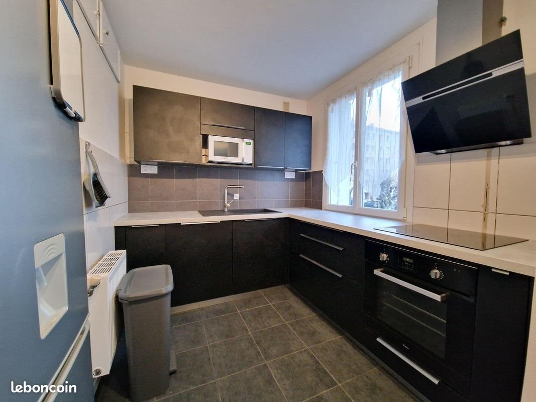 Appartement à louer, 53m², Saint-Etienne
