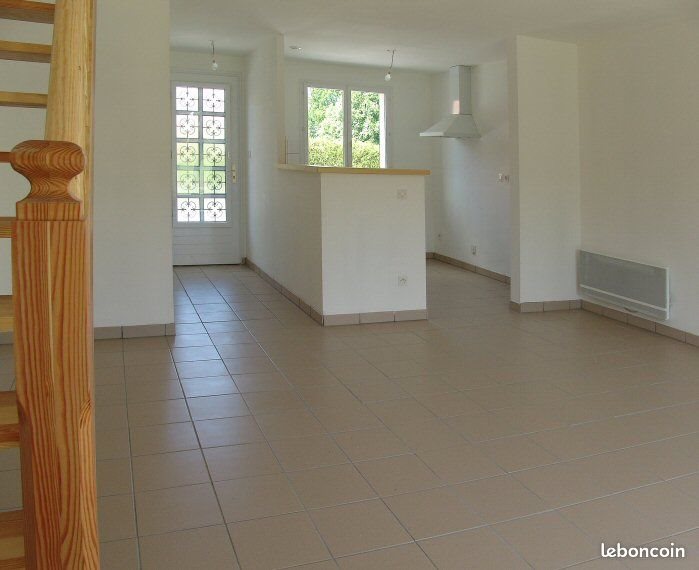 Appartement à louer, 70m², Saint-Pierre-du-Bosguérard