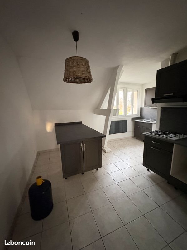 Appartement à louer, 90m², Villette-lès-Dole