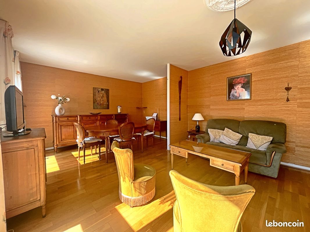 Appartement à louer, 78m², Reims