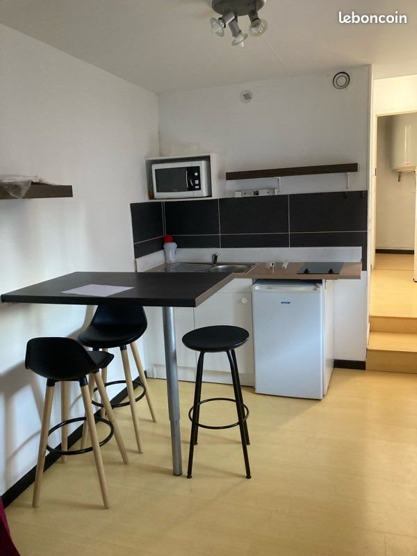 Appartement à louer, 19m², Evron