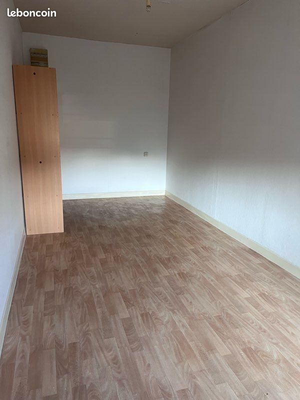 Appartement à louer, 57m², Guignen
