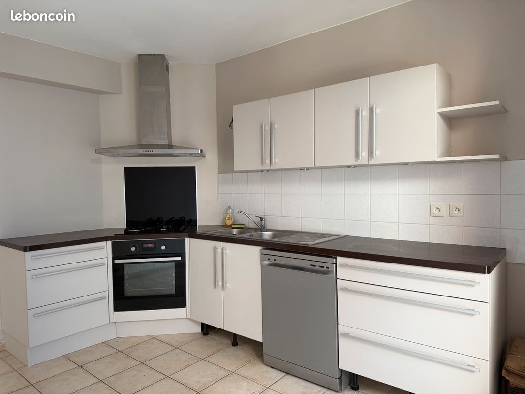 Appartement à louer, 82m², Saint-Etienne