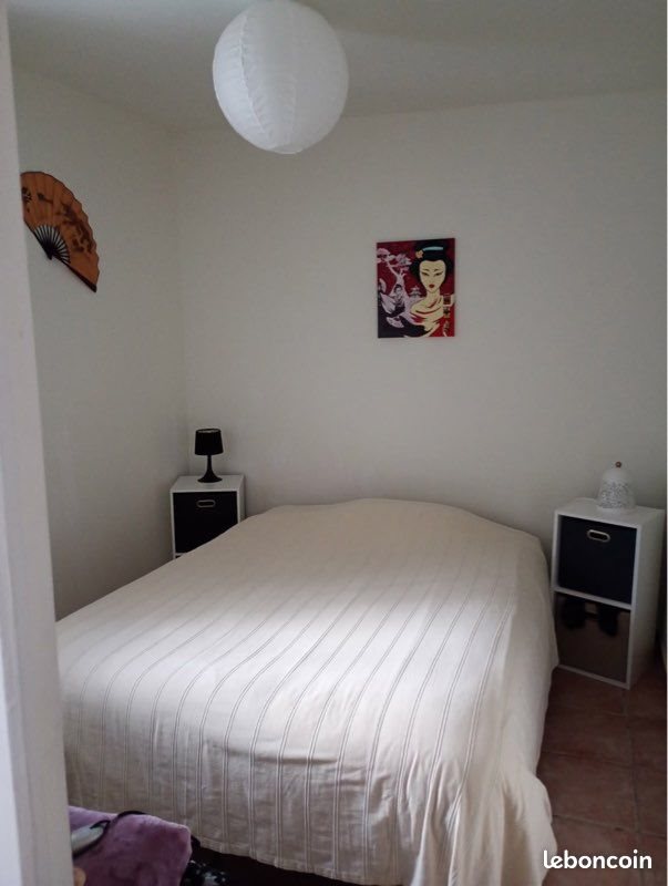 Appartement à louer, 35m², Eyguières