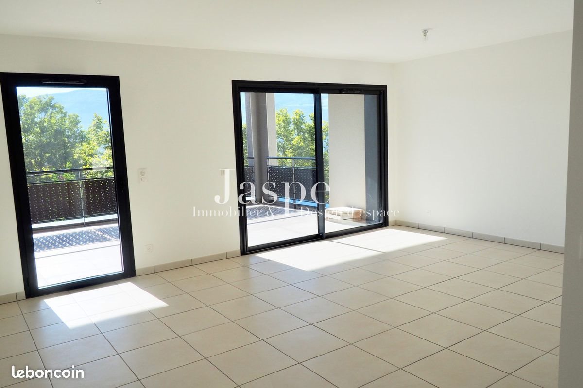 Appartement à vendre, 78m², Saint-Jean-Bonnefonds