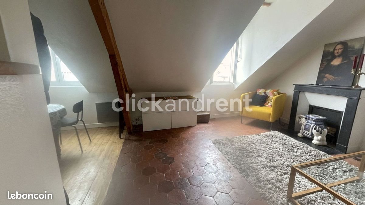 Appartement à louer, 26m², Paris 18ème