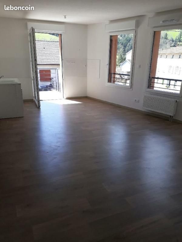 Appartement à louer, 70m², Valsonne