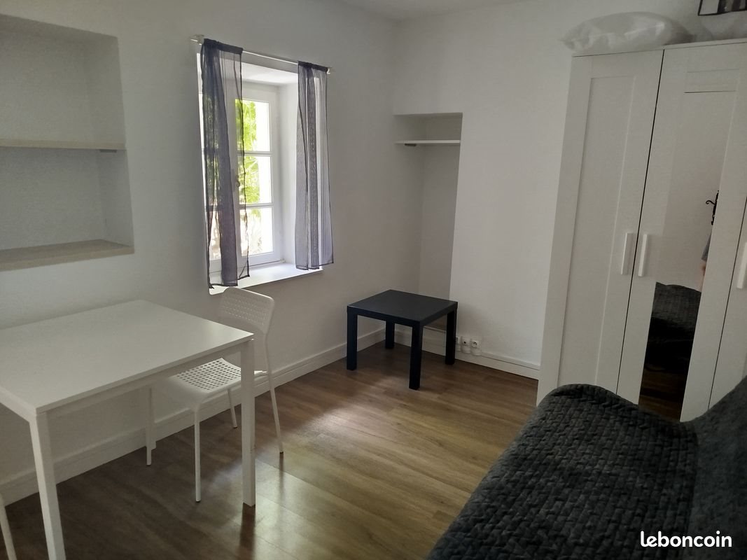 Appartement à louer, 18m², Privas