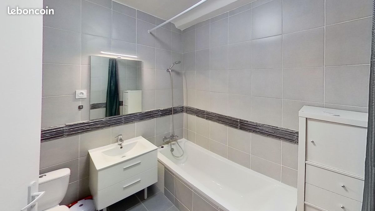 Maison à louer, 63m², Camps-la-Source