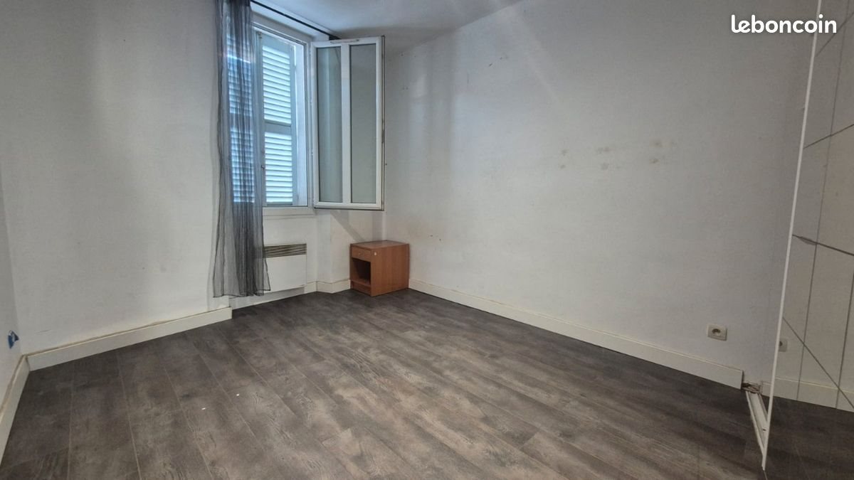 Appartement à louer, 57m², Toulon