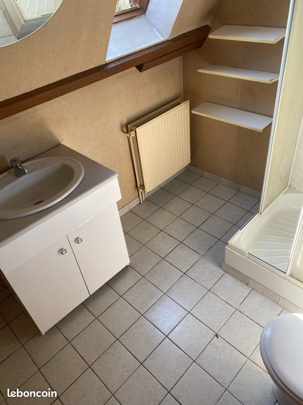 Appartement à louer, 16m², Sainte-Marie-de-Chignac
