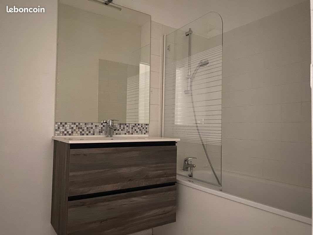 Appartement à louer, 56m², Sedan