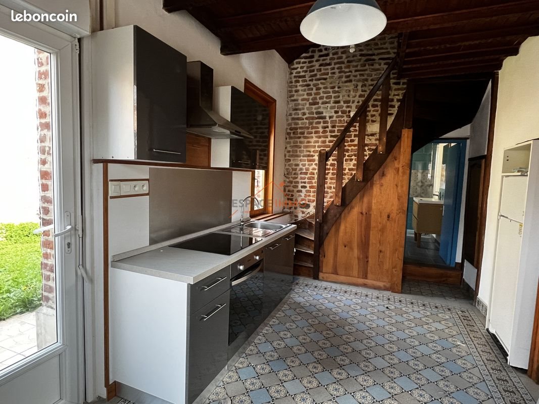 Maison à louer, 119m², Curgies