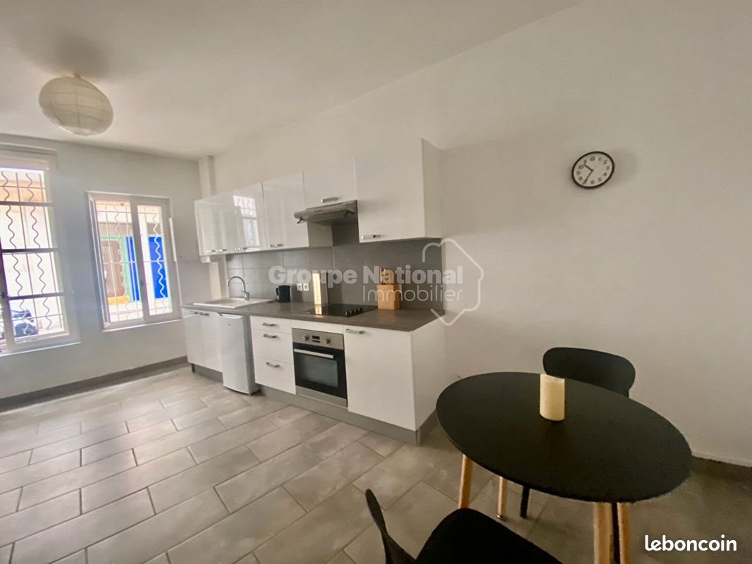Appartement à louer, 54m², Nîmes