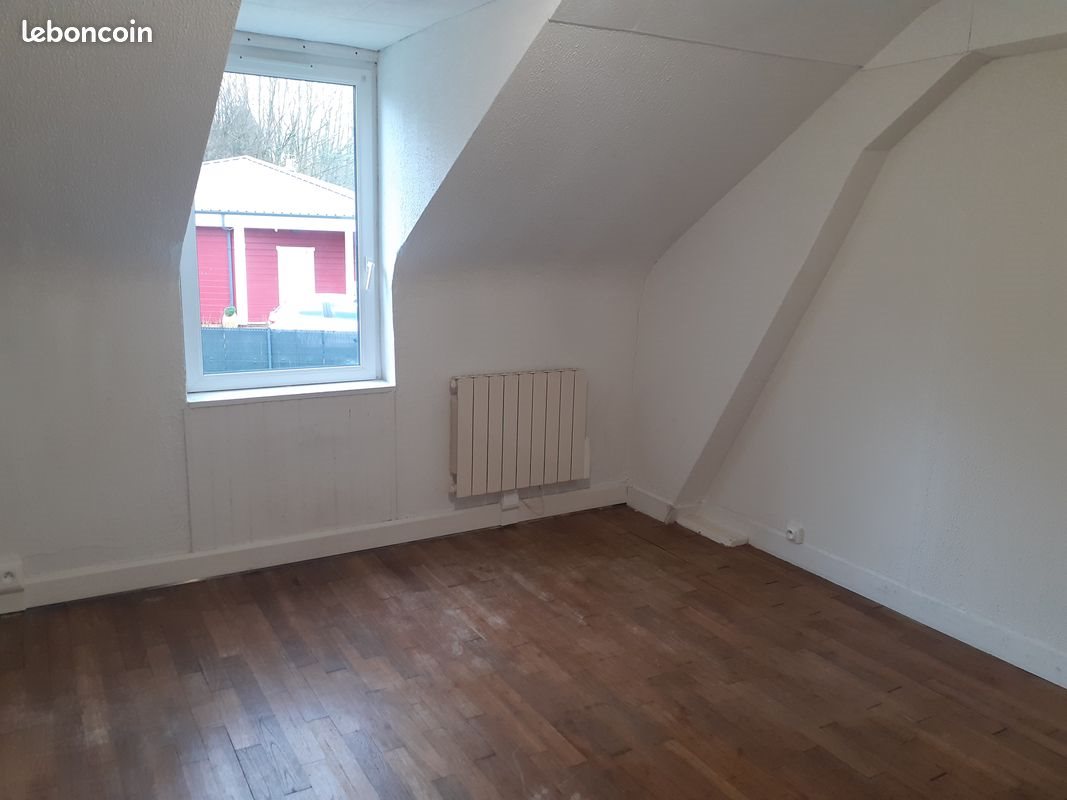 Maison à louer, 64m², Briouze