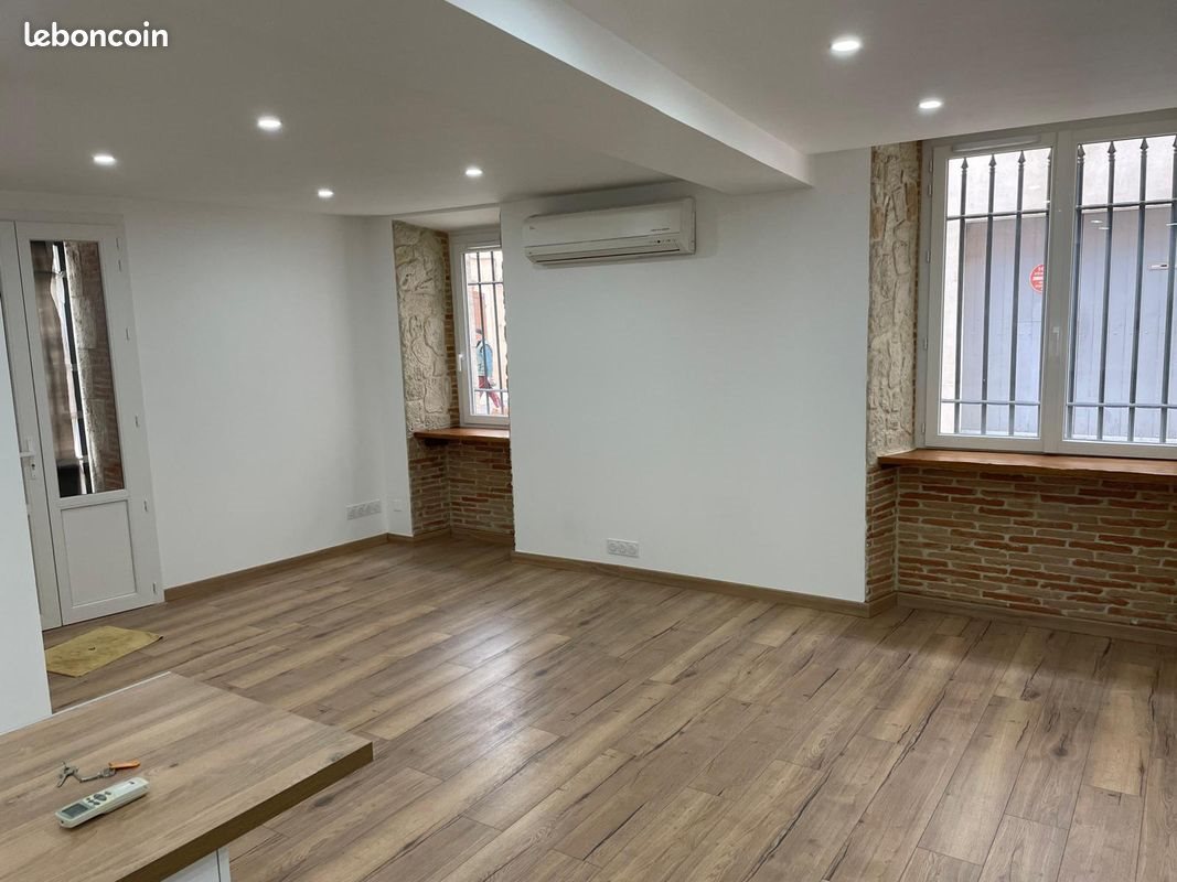 Appartement à louer, 47m², Saint-Zacharie