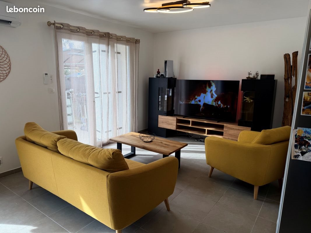 Maison à louer, 85m², Orange