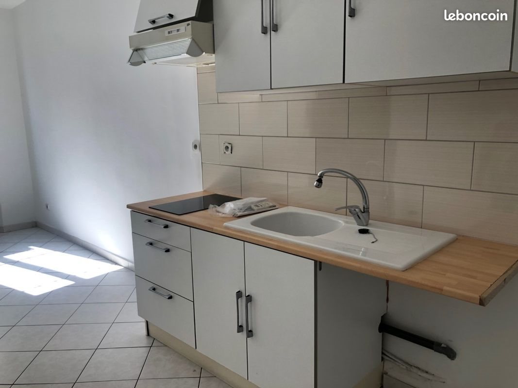 Appartement à louer, 24m², La Farlède