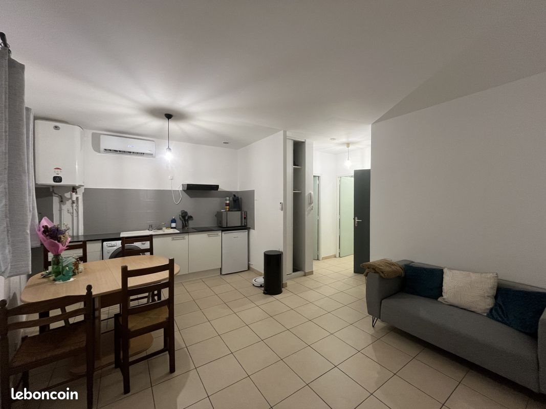 Appartement à louer, 32m², Courthézon