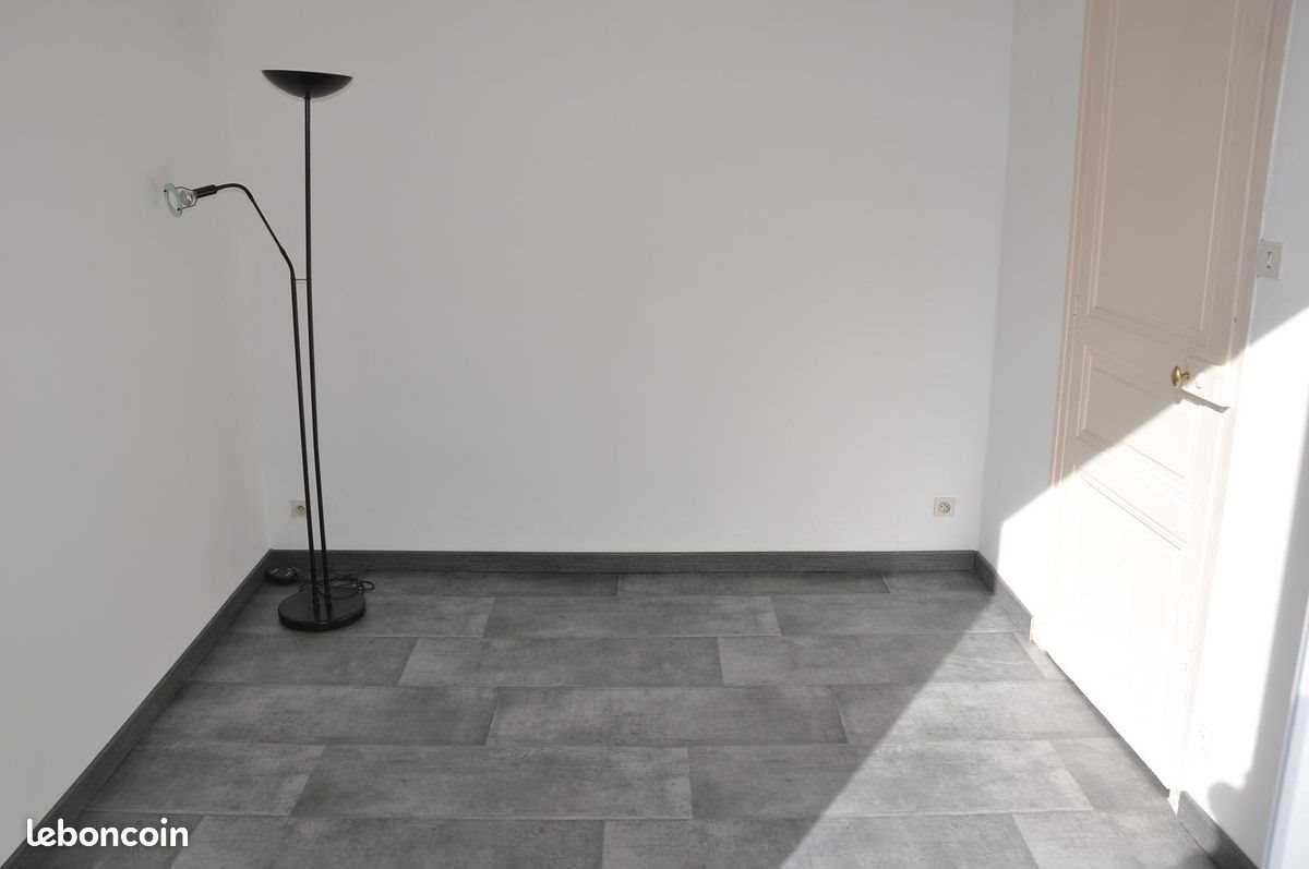 Appartement à louer, 36m², Nîmes