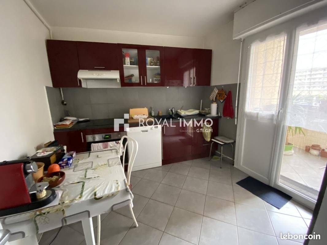 Appartement à louer, 54m², Toulon