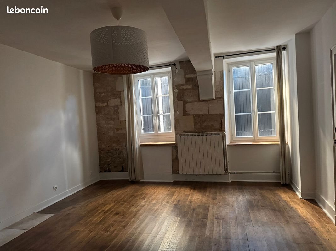 Maison à louer, 119m², Issoudun