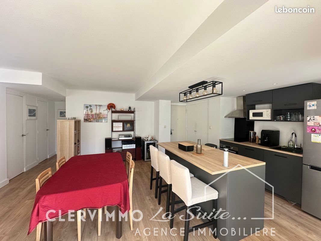 Appartement à louer, 64m², Marseille 7ème